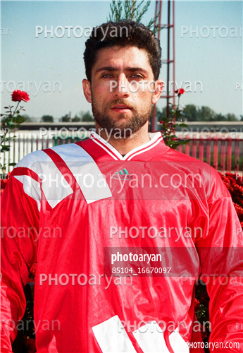 بازیکنان دهه های مختلف فوتبال ایران21-داوود محبوب,