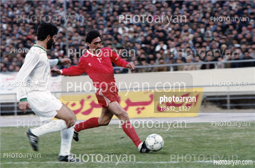 بازیکنان دهه های مختلف فوتبال ایران 3-ناصر محمدخانی,