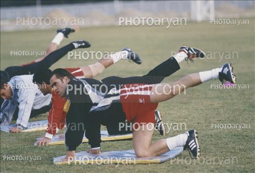 بازیکنان دهه های مختلف فوتبال ایران 38