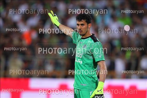 <span style='background: #33747a;box-shadow: 2px 3px 5px black;font-weight: 300;font-size: 10px;border-radius: 2px;margin: 2px;color: #fff;padding: 2px 5px;font - size: 10px;line - height: 22px; '>حسین پورحمیدی</span> 