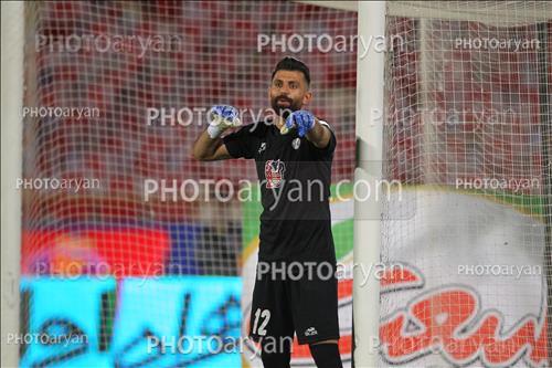 <span style='background: #33747a;box-shadow: 2px 3px 5px black;font-weight: 300;font-size: 10px;border-radius: 2px;margin: 2px;color: #fff;padding: 2px 5px;font - size: 10px;line - height: 22px; '>یوسف بهزادی</span> 