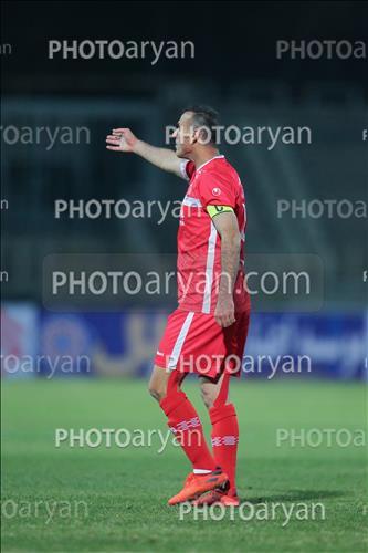 <span style='background: #33747a;font-weight: 300;font-size: 10px;box-shadow: 2px 3px 5px black;border-radius: 2px;margin: 2px;color: #fff;padding: 2px 5px;font - size: 10px;line - height: 22px; '>سید جلال حسینی</span> 