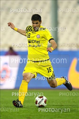 <span style='background: #33747a;box-shadow: 2px 3px 5px black;font-weight: 300;font-size: 10px;border-radius: 2px;margin: 2px;color: #fff;padding: 2px 5px;font - size: 10px;line - height: 22px; '>هاشم بیک زاده</span> 