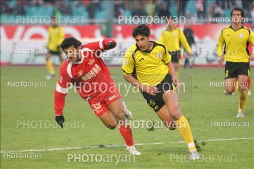 پرسپولیس 2-فجر سپاسی 4 (1384/10/09)