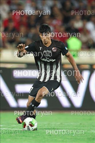 <span style='background: #33747a;box-shadow: 2px 3px 5px black;font-weight: 300;font-size: 10px;border-radius: 2px;margin: 2px;color: #fff;padding: 2px 5px;font - size: 10px;line - height: 22px; '>امیرمحمد پناهی</span> 