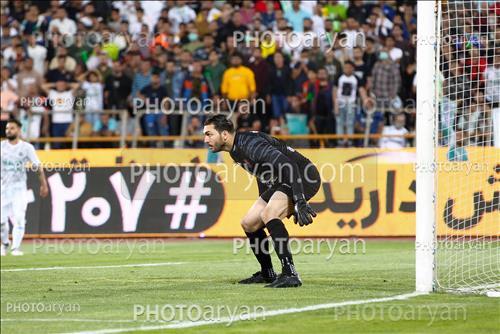 <span style='background: #33747a;font-weight: 300;font-size: 10px;box-shadow: 2px 3px 5px black;border-radius: 2px;margin: 2px;color: #fff;padding: 2px 5px;font - size: 10px;line - height: 22px; '>علیرضا حقیقی</span> 