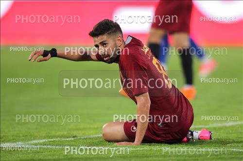 <span style='background: #33747a;box-shadow: 2px 3px 5px black;font-weight: 300;font-size: 10px;border-radius: 2px;margin: 2px;color: #fff;padding: 2px 5px;font - size: 10px;line - height: 22px; '>علی نبی زاده</span> 