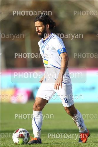 <span style='background: #33747a;box-shadow: 2px 3px 5px black;font-weight: 300;font-size: 10px;border-radius: 2px;margin: 2px;color: #fff;padding: 2px 5px;font - size: 10px;line - height: 22px; '>پژمان نوری</span> 