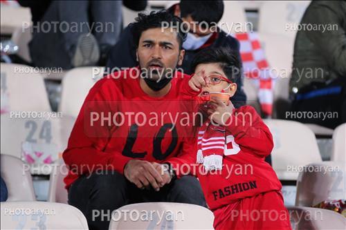 <span style='background: #33747a;box-shadow: 2px 3px 5px black;font-weight: 300;font-size: 10px;border-radius: 2px;margin: 2px;color: #fff;padding: 2px 5px;font - size: 10px;line - height: 22px; '>تماشاگران خردسال</span> <span style='background: #33747a;box-shadow: 2px 3px 5px black;font-weight: 300;font-size: 10px;border-radius: 2px;margin: 2px;color: #fff;padding: 2px 5px;font - size: 10px;line - height: 22px; '>تماشاگران</span> 