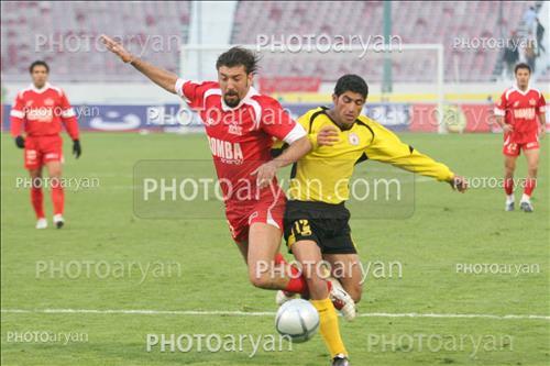 پرسپولیس 2-فجر سپاسی 4 (1384/10/09)