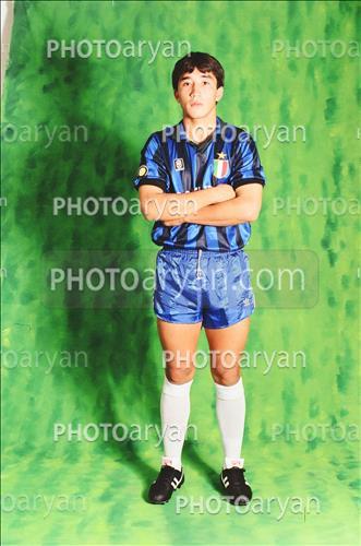 <span style='background: #33747a;box-shadow: 2px 3px 5px black;font-weight: 300;font-size: 10px;border-radius: 2px;margin: 2px;color: #fff;padding: 2px 5px;font - size: 10px;line - height: 22px; '>عکس اتلیه ای</span> <span style='background: #33747a;box-shadow: 2px 3px 5px black;font-weight: 300;font-size: 10px;border-radius: 2px;margin: 2px;color: #fff;padding: 2px 5px;font - size: 10px;line - height: 22px; '>خداداد عزیزی  Khodadad Azizi</span> 