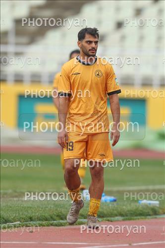 <span style='background: #33747a;box-shadow: 2px 3px 5px black;font-weight: 300;font-size: 10px;border-radius: 2px;margin: 2px;color: #fff;padding: 2px 5px;font - size: 10px;line - height: 22px; '>علی سبحانی</span> 