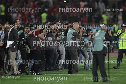 <span style='background: #33747a;box-shadow: 2px 3px 5px black;font-weight: 300;font-size: 10px;border-radius: 2px;margin: 2px;color: #fff;padding: 2px 5px;font - size: 10px;line - height: 22px; '>عکاسان</span> <span style='background: #33747a;box-shadow: 2px 3px 5px black;font-weight: 300;font-size: 10px;border-radius: 2px;margin: 2px;color: #fff;padding: 2px 5px;font - size: 10px;line - height: 22px; '>استاد جعفر تبریزی</span> 