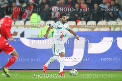 <span style='background: #33747a;box-shadow: 2px 3px 5px black;font-weight: 300;font-size: 10px;border-radius: 2px;margin: 2px;color: #fff;padding: 2px 5px;font - size: 10px;line - height: 22px; '>مسعود ابراهیم زاده</span> 