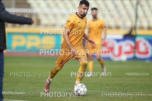 <span style='background: #33747a;box-shadow: 2px 3px 5px black;font-weight: 300;font-size: 10px;border-radius: 2px;margin: 2px;color: #fff;padding: 2px 5px;font - size: 10px;line - height: 22px; '>بلال میرزاعلی</span> 