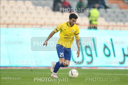 <span style='background: #33747a;box-shadow: 2px 3px 5px black;font-weight: 300;font-size: 10px;border-radius: 2px;margin: 2px;color: #fff;padding: 2px 5px;font - size: 10px;line - height: 22px; '>سجاد جعفری</span> 