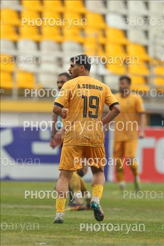 <span style='background: #33747a;box-shadow: 2px 3px 5px black;font-weight: 300;font-size: 10px;border-radius: 2px;margin: 2px;color: #fff;padding: 2px 5px;font - size: 10px;line - height: 22px; '>علی سبحانی</span> 