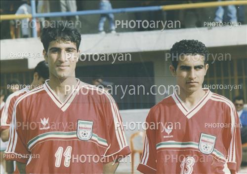 <span style='background: #33747a;box-shadow: 2px 3px 5px black;font-weight: 300;font-size: 10px;border-radius: 2px;margin: 2px;color: #fff;padding: 2px 5px;font - size: 10px;line - height: 22px; '>حسین کعبی</span> 