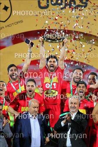 <span style='background: #33747a;box-shadow: 2px 3px 5px black;font-weight: 300;font-size: 10px;border-radius: 2px;margin: 2px;color: #fff;padding: 2px 5px;font - size: 10px;line - height: 22px; '>رضا درویش</span> <span style='background: #33747a;box-shadow: 2px 3px 5px black;font-weight: 300;font-size: 10px;border-radius: 2px;margin: 2px;color: #fff;padding: 2px 5px;font - size: 10px;line - height: 22px; '>کمال کامیابی نیا</span> <span style='background: #33747a;box-shadow: 2px 3px 5px black;font-weight: 300;font-size: 10px;border-radius: 2px;margin: 2px;color: #fff;padding: 2px 5px;font - size: 10px;line - height: 22px; '>امید عالیشاه</span> 