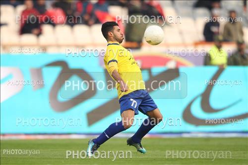 <span style='background: #33747a;box-shadow: 2px 3px 5px black;font-weight: 300;font-size: 10px;border-radius: 2px;margin: 2px;color: #fff;padding: 2px 5px;font - size: 10px;line - height: 22px; '>پیام ملکیان</span> 