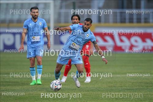  لیگ برترهفته 19،فصل 1404-1405 (دوره بیست و پنجم) ورزشگاه پاس قوامین اکباتان (دستگردی) -سه شنبه 14 بهمن ماه 1404 ، ساعت 16:00 -پرسپولیس 1-چادرملو 0-تک گل پرسپولیس توسط امیرحسین محمودی در دقیقه 82 بثمر رسید.