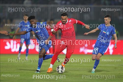 پرسپولیس 0-استقلال  0  (1404/09/14)