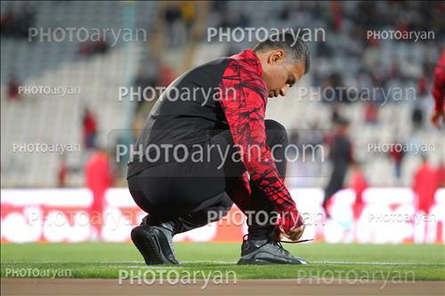 <span style='background: #33747a;box-shadow: 2px 3px 5px black;font-weight: 300;font-size: 10px;border-radius: 2px;margin: 2px;color: #fff;padding: 2px 5px;font - size: 10px;line - height: 22px; '>حمید مطهری</span> 