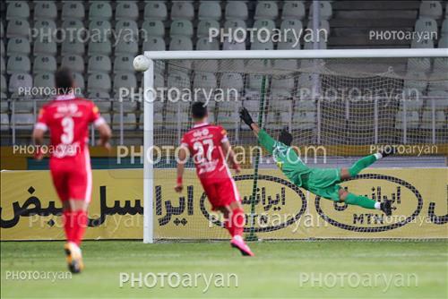 هوادار 0- پرسپولیس 0   (1401/01/15)
