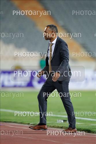 <span style='background: #33747a;box-shadow: 2px 3px 5px black;font-weight: 300;font-size: 10px;border-radius: 2px;margin: 2px;color: #fff;padding: 2px 5px;font - size: 10px;line - height: 22px; '>ژوزه مورایس  José Morais </span> 