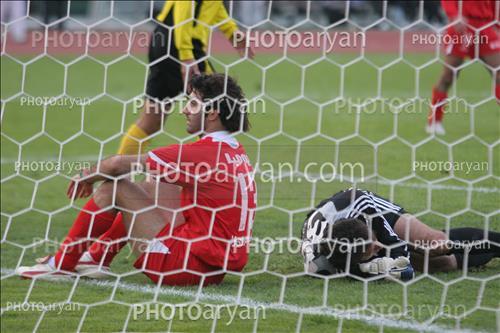 پرسپولیس 2-فجر سپاسی 4 (1384/10/09)