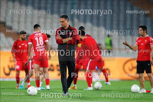 <span style='background: #33747a;box-shadow: 2px 3px 5px black;font-weight: 300;font-size: 10px;border-radius: 2px;margin: 2px;color: #fff;padding: 2px 5px;font - size: 10px;line - height: 22px; '>حمید مطهری</span> 