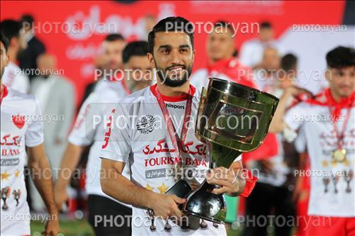 <span style='background: #33747a;box-shadow: 2px 3px 5px black;font-weight: 300;font-size: 10px;border-radius: 2px;margin: 2px;color: #fff;padding: 2px 5px;font - size: 10px;line - height: 22px; '>علی خدایی</span> <span style='background: #33747a;box-shadow: 2px 3px 5px black;font-weight: 300;font-size: 10px;border-radius: 2px;margin: 2px;color: #fff;padding: 2px 5px;font - size: 10px;line - height: 22px; '>سیامک نعمتی</span> <span style='background: #33747a;box-shadow: 2px 3px 5px black;font-weight: 300;font-size: 10px;border-radius: 2px;margin: 2px;color: #fff;padding: 2px 5px;font - size: 10px;line - height: 22px; '>داوود کاشانی</span> 