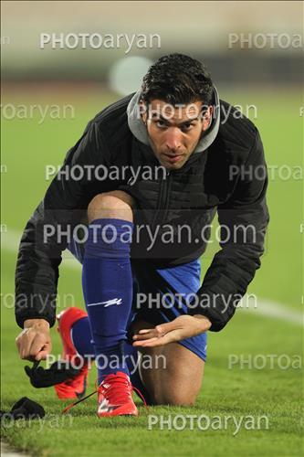 <span style='background: #33747a;box-shadow: 2px 3px 5px black;font-weight: 300;font-size: 10px;border-radius: 2px;margin: 2px;color: #fff;padding: 2px 5px;font - size: 10px;line - height: 22px; '>مهدی رستمی</span> 