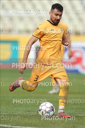 <span style='background: #33747a;box-shadow: 2px 3px 5px black;font-weight: 300;font-size: 10px;border-radius: 2px;margin: 2px;color: #fff;padding: 2px 5px;font - size: 10px;line - height: 22px; '>بلال میرزاعلی</span> 