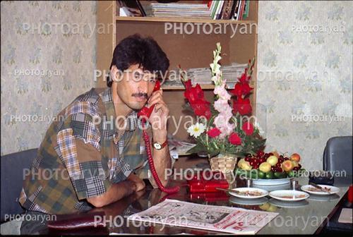 <span style='background: #33747a;font-weight: 300;font-size: 10px;box-shadow: 2px 3px 5px black;border-radius: 2px;margin: 2px;color: #fff;padding: 2px 5px;font - size: 10px;line - height: 22px; '>علی دایی  Ali Daei</span> 