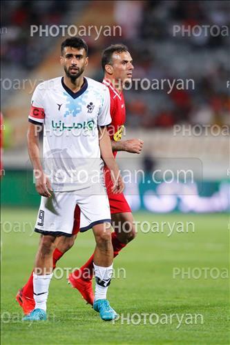 <span style='background: #33747a;box-shadow: 2px 3px 5px black;font-weight: 300;font-size: 10px;border-radius: 2px;margin: 2px;color: #fff;padding: 2px 5px;font - size: 10px;line - height: 22px; '>ابراهیم صالحی</span> <span style='background: #33747a;box-shadow: 2px 3px 5px black;font-weight: 300;font-size: 10px;border-radius: 2px;margin: 2px;color: #fff;padding: 2px 5px;font - size: 10px;line - height: 22px; '>سید جلال حسینی</span> 