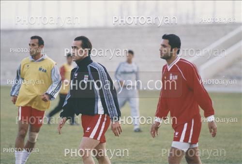 بازیکنان دهه های مختلف فوتبال ایران 38