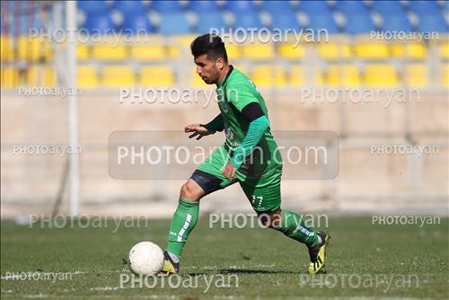 <span style='background: #33747a;box-shadow: 2px 3px 5px black;font-weight: 300;font-size: 10px;border-radius: 2px;margin: 2px;color: #fff;padding: 2px 5px;font - size: 10px;line - height: 22px; '>حمید خدابنده لو</span> 