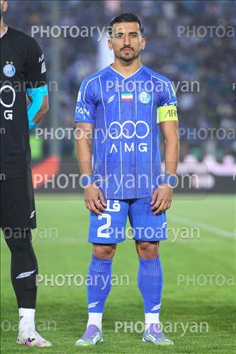 <span style='background: #33747a;box-shadow: 2px 3px 5px black;font-weight: 300;font-size: 10px;border-radius: 2px;margin: 2px;color: #fff;padding: 2px 5px;font - size: 10px;line - height: 22px; '>صالح حردانی</span> 