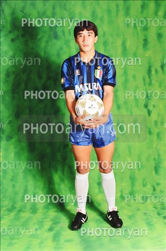 <span style='background: #33747a;box-shadow: 2px 3px 5px black;font-weight: 300;font-size: 10px;border-radius: 2px;margin: 2px;color: #fff;padding: 2px 5px;font - size: 10px;line - height: 22px; '>عکس اتلیه ای</span> <span style='background: #33747a;box-shadow: 2px 3px 5px black;font-weight: 300;font-size: 10px;border-radius: 2px;margin: 2px;color: #fff;padding: 2px 5px;font - size: 10px;line - height: 22px; '>خداداد عزیزی  Khodadad Azizi</span> 