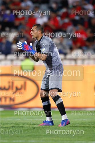 <span style='background: #33747a;box-shadow: 2px 3px 5px black;font-weight: 300;font-size: 10px;border-radius: 2px;margin: 2px;color: #fff;padding: 2px 5px;font - size: 10px;line - height: 22px; '>محمد ناصری</span> 