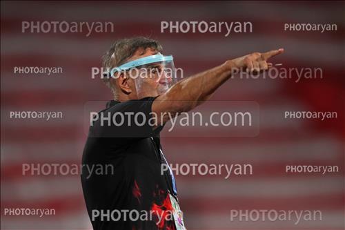 <span style='background: #33747a;box-shadow: 2px 3px 5px black;font-weight: 300;font-size: 10px;border-radius: 2px;margin: 2px;color: #fff;padding: 2px 5px;font - size: 10px;line - height: 22px; '> لوکا بوناچیچ</span> 