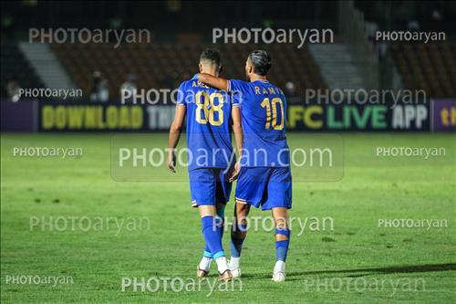 <span style='background: #33747a;box-shadow: 2px 3px 5px black;font-weight: 300;font-size: 10px;border-radius: 2px;margin: 2px;color: #fff;padding: 2px 5px;font - size: 10px;line - height: 22px; '>آرش رضاوند</span> <span style='background: #33747a;box-shadow: 2px 3px 5px black;font-weight: 300;font-size: 10px;border-radius: 2px;margin: 2px;color: #fff;padding: 2px 5px;font - size: 10px;line - height: 22px; '>رامین رضائیان</span> 